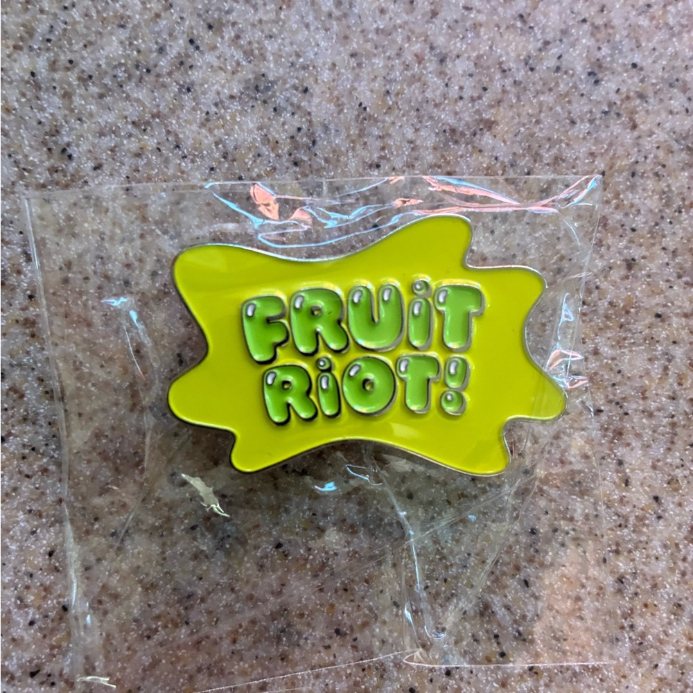 Yellow Pin